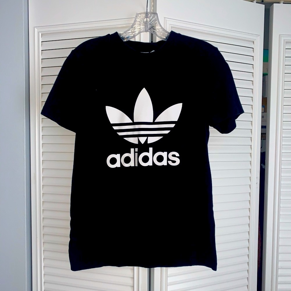 Adidas tshirt